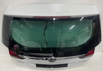 Opel Zafira C 2012- 5. piate kufrové dvere kufor - 4