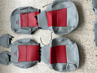 Kožené poťahy na Toyota Rav4 2002-2003 - 4