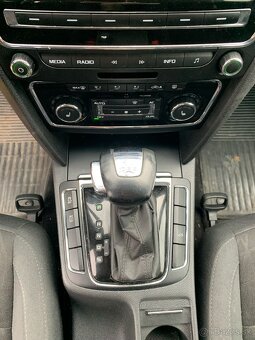 Ponúkam na predaj Škoda Superb Combi 2.0 TDi - 4