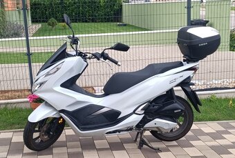 predám Hondu PCX 125 - 4