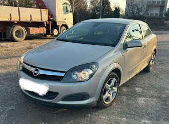 Opel astra H GTC - 4