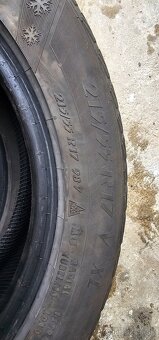 Predam zimné pneumatiky 215/55 R17 - 4