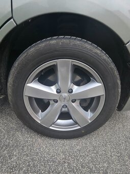 Opel Vivaro 8miestna predĺžená verzia r.v 2012 - 4