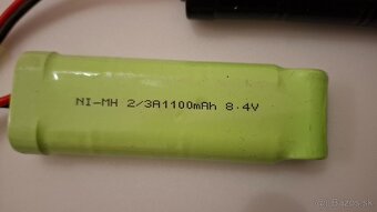 Nové Airsoft batérie 8,4V, nové nabíjačky 9,6V alebo 8,4V - 4