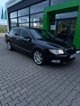 Superb II Elegance LIFTBACK - 4