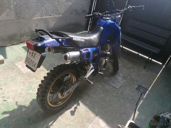 Honda nx 650 Dominator - 4