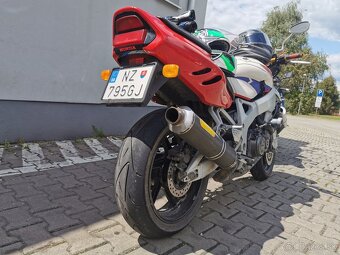 Honda CBR 900 rr - 4