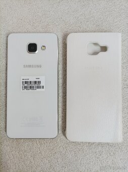 Samsung Galaxy A3 biely - 4