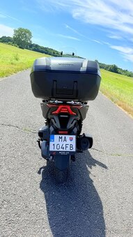 Predám Skúter honda forza 350 - 4