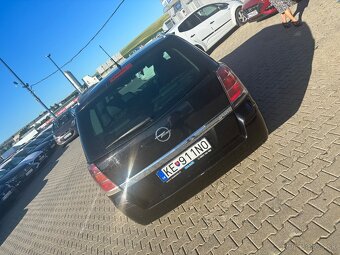 Zafira - 4