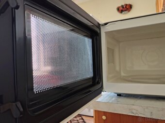 Predám mikrovlnku Candy - 4