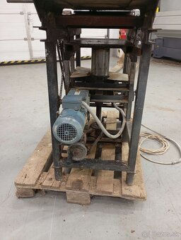 Hobľovačka hrubkovačka - 4