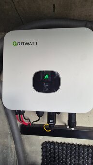 Predám menič Growatt - 4