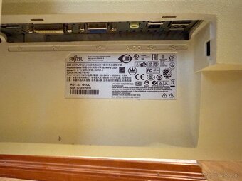 Fujitsu B24W-6 LED FullHD DISPLAYPORT DVI - 4