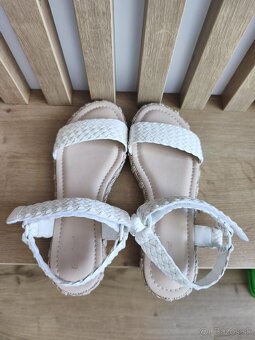 Dámske sandále, biele - 4