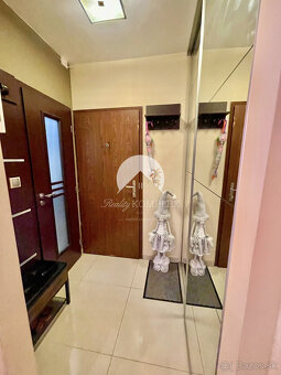 Reality KOMPLEX s.r.o., Vám ponúka na PREDAJ prémiový 3 izbo - 4