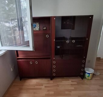 2 ks nábytku - 4