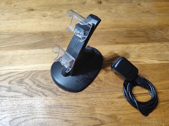 PS4 (prvá generácia, model CUH‑1004A) - 4