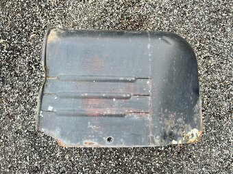 Podsedlový plech ČZ Rikša 175 / 505 - 4