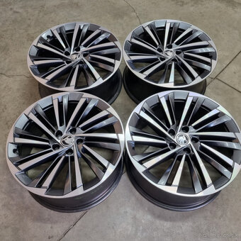 Hliníkové disky 5x112 R19 8J ET44 - 4