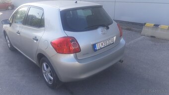 Toyota Auris 1,33 Vvt-i ,  r.v.2009 - 4