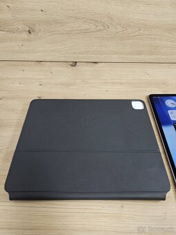 Apple iPad Pro 12,9 palcovy 6.generacia + Apple keyboard - 4