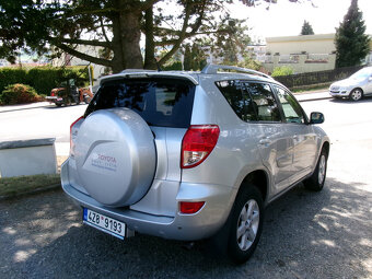 TOYOTA RAV4 2.2 D 4x4 - 4