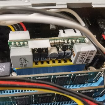 Predám mini-PC ASUS AT3IONT-I Intel Atom 330 1,60Hz 4GB RAM - 4
