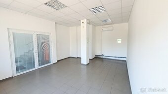 Kancelárske-obchodné priestory-centrum Prievidza - 4