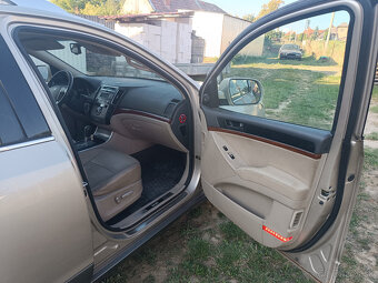 Predam Hyundai ix55 3.0 V6 crdi - 4