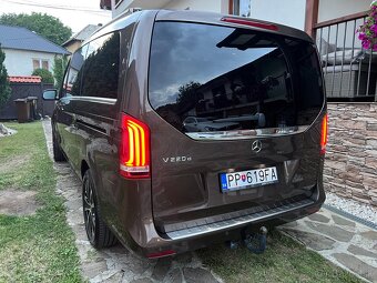 Mercedes v220 - 4
