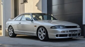 NISSAN SKYLINE R33 GT-S - 4