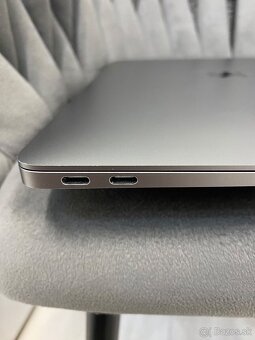 MacBook Air M1 2020, 8GB RAM, 256GB SSD - 4