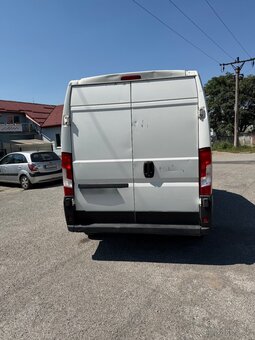 Peugeot Boxer 2.0 - 4