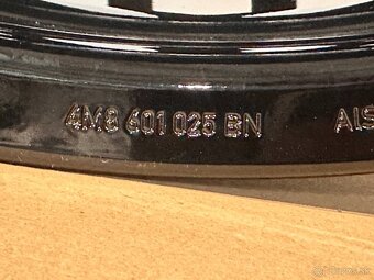 original alu kola r23 Audi Q8 SQ8 4M 4M8601025BN - 4