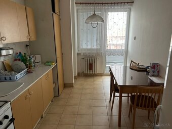 1-izbový byt 39,4m2 v BA, s balkón a pivnicou - 4