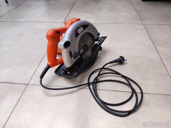 Kotúčová píla Black & Decker CD601 - 4