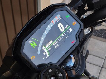 Kawasaki Z650 2022 - 4