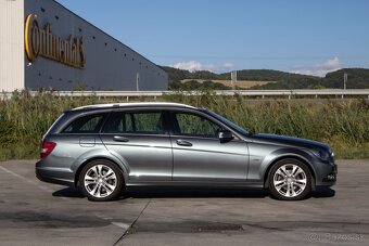 Mercedes-Benz C trieda Kombi 220 CDI Avantgarde - 4
