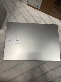 Asus VivoBook (M1605YA‑MB247W) - 4