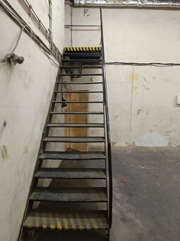 Skladový priestor 359m² v Ružinove na prenájom - 4