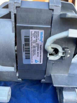 Predám ND z práčky Whirpool AWE 66610 - 4