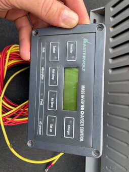 MASS SINE Inverter 12 V / 2000 W - 4