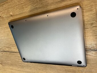 Macbook pro 13” mid 2017 - 4