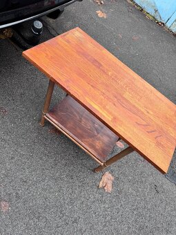 Stolík pod počítač - 4