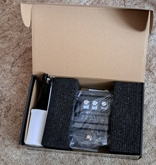 Predám gitarový multiefekt Flamma FX100 - 4