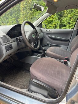 Predam auto skoda fabia 1.2 benzin - 4
