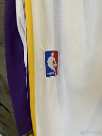 Nike Lakers šortky - 4