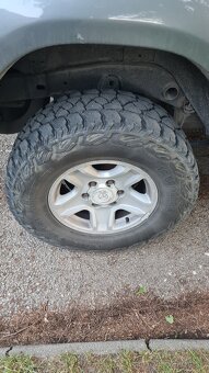 Kumho road venture mt 265/70 R16 - 4