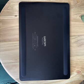 Wacom Intuos Pro M PTH-660 - 4